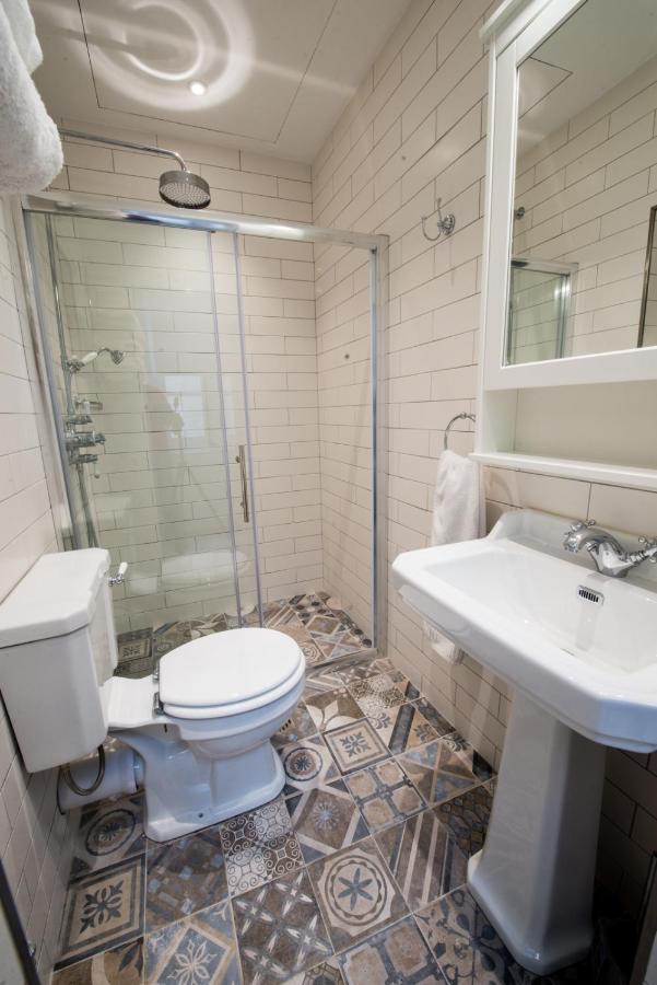 Grand Harbour Apartment